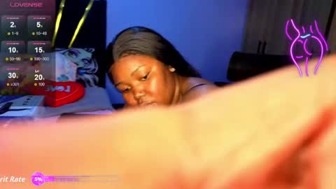 Snapshot of dette_dimples chatting on 06/18/26, 06:56 Dette online show from 06/18/26, 06:56