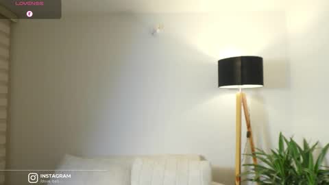 Snapshot of deus_belli chatting on 11/24/25, 02:55 Deus Belli online show from 11/24/25, 02:55