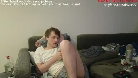 Snapshot of devantheplug chatting on 05/06/26, 06:19 Devan online show from 05/06/26, 06:19