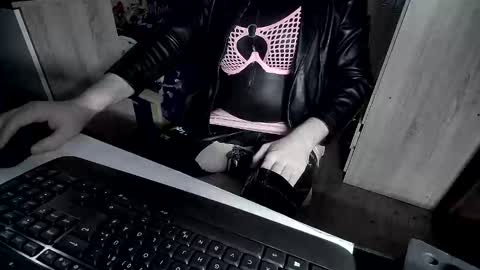 devbi1984 online show from 02/03/25, 07:51