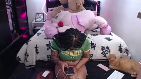 devi_black_13_ online show from 03/27/26, 03:01