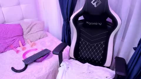 Meghan online show from 02/27/25, 02:21