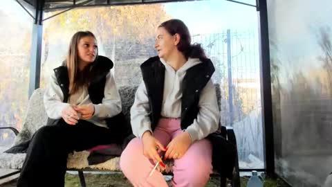 Anna online show from 11/13/25, 09:41