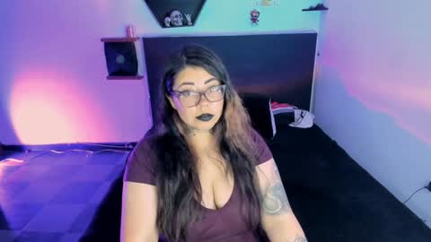 Snapshot of devilfox29 chatting on 01/09/25, 12:25  L I NA  online show from 01/09/25, 12:25