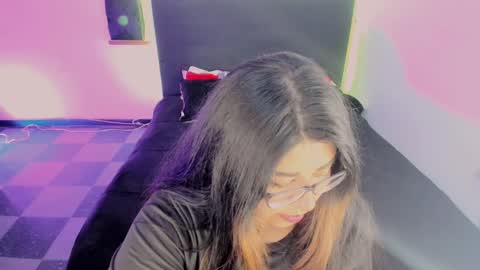 Snapshot of devilfox29 chatting on 01/18/25, 10:28  L I NA  online show from 01/18/25, 10:28