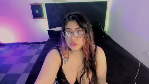 Snapshot of devilfox29 chatting on 01/31/25, 11:56  L I NA  online show from 01/31/25, 11:56