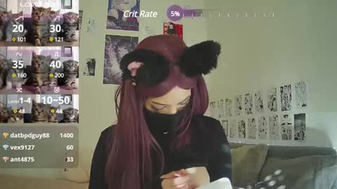 Snapshot of deviliaaa chatting on 12/20/24, 01:43 Devil online show from 12/20/24, 01:43