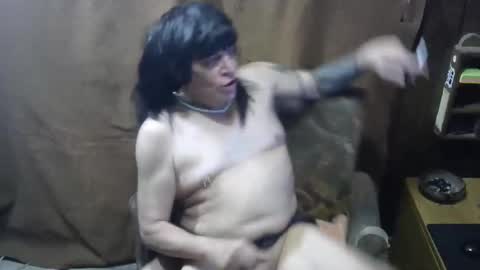 Snapshot of devilmusica66 chatting on 10/24/25, 10:22 Crisstal66 online show from 10/24/25, 10:22