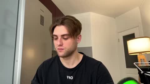 devilnut1 online show from 02/13/25, 07:45