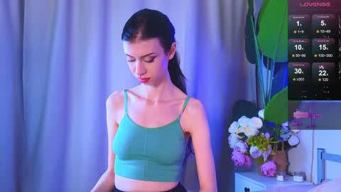Snapshot of devilss_toy chatting on 12/09/24, 02:28  CIBELLE  online show from 12/09/24, 02:28