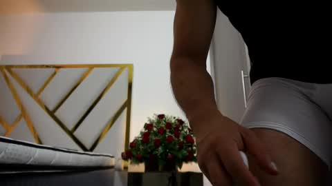 Snapshot of devin_hunter chatting on 02/18/25, 11:52 Devin Hunter online show from 02/18/25, 11:52