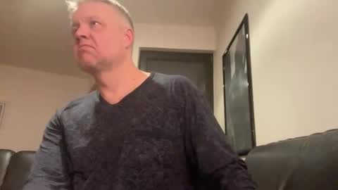 Snapshot of devon_nite chatting on 01/08/26, 12:02 Devon online show from 01/08/26, 12:02