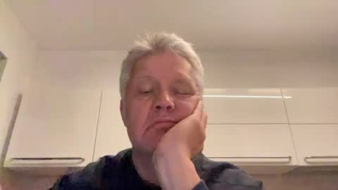 Snapshot of devon_nite chatting on 07/12/26, 12:56 Devon online show from 07/12/26, 12:56