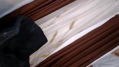 Snapshot of devoncummer chatting on 01/13/25, 06:05 rhiane online show from 01/13/25, 06:05