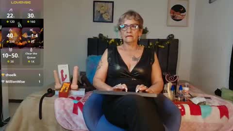 Snapshot of devora_mature65 chatting on 11/08/25, 09:35 Devora online show from 11/08/25, 09:35