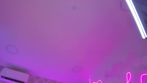 Snapshot of devoracook chatting on 11/10/25, 05:34 DevoraCook online show from 11/10/25, 05:34