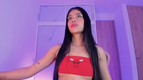 Sara 3 online show from 06/01/26, 07:59