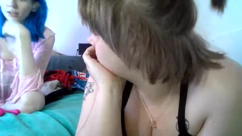 devykitten online show from 04/06/26, 06:42