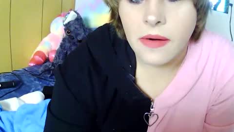devykitten online show from 04/19/26, 04:50