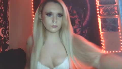 devyn winter online show from 02/02/26, 09:24