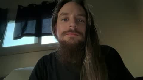 Snapshot of deweydreams chatting on 04/18/26, 10:19 deweydreams online show from 04/18/26, 10:19