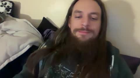 Snapshot of deweydreams chatting on 05/05/26, 01:46 deweydreams online show from 05/05/26, 01:46