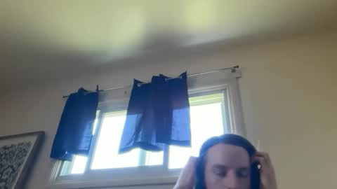 Snapshot of deweydreams chatting on 05/05/26, 01:52 deweydreams online show from 05/05/26, 01:52