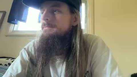 Snapshot of deweydreams chatting on 05/16/26, 03:33 deweydreams online show from 05/16/26, 03:33