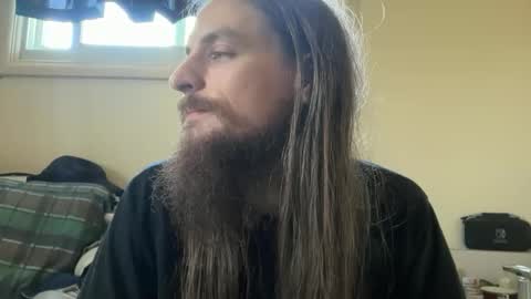 Snapshot of deweydreams chatting on 06/04/26, 02:12 deweydreams online show from 06/04/26, 02:12