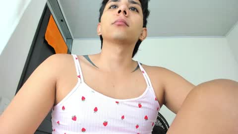 Snapshot of dewolk chatting on 04/02/26, 09:18 thumb up me please its important online show from 04/02/26, 09:18