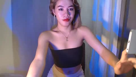 Snapshot of dexie121698 chatting on 03/12/25, 05:13 dexie121698 online show from 03/12/25, 05:13