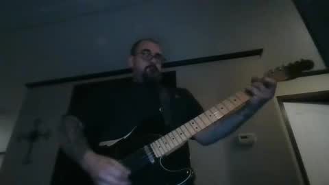 Snapshot of dexterbanana chatting on 01/11/25, 02:52 Mike Sounde online show from 01/11/25, 02:52