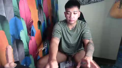 Snapshot of deymcum chatting on 01/17/25, 09:28 DeymCum online show from 01/17/25, 09:28