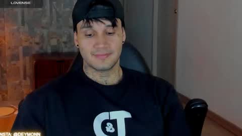 Snapshot of deymon_scott chatting on 03/08/26, 12:08 JULIAN online show from 03/08/26, 12:08