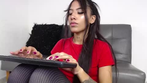 Snapshot of deysha_garncia chatting on 03/26/26, 04:12 Deysha online show from 03/26/26, 04:12