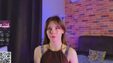 Kira online show from 09/26/25, 06:12