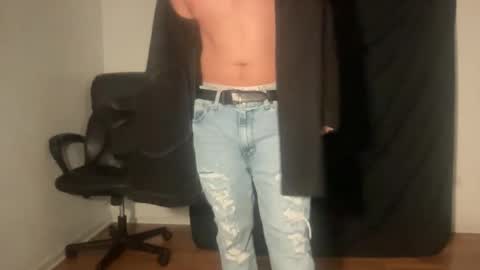 Snapshot of dforu333 chatting on 12/05/25, 04:14 dforu333 online show from 12/05/25, 04:14