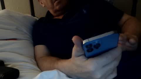 Snapshot of dfwgonewrong chatting on 05/26/26, 05:36 dfwgonewrong online show from 05/26/26, 05:36