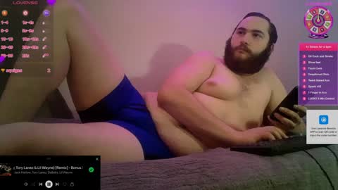 Snapshot of dguy0669 chatting on 12/02/24, 08:30 Dustin Independent Model online show from 12/02/24, 08:30