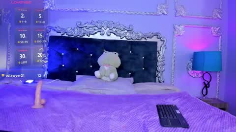 Dhalia online show from 02/25/26, 03:49