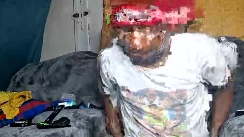 Snapshot of dhbbc454336 chatting on 12/20/25, 11:50 Marcus D-von Steel as the raunchy ass sniffer thrill me with your online show from 12/20/25, 11:50