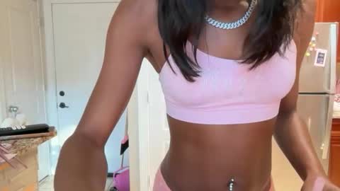 Snapshot of di0rd0lly chatting on 02/02/26, 10:30 Dolly online show from 02/02/26, 10:30