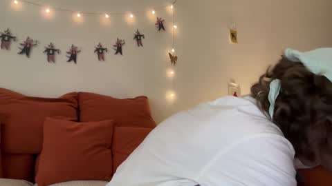 Di Alex online show from 12/19/25, 12:01