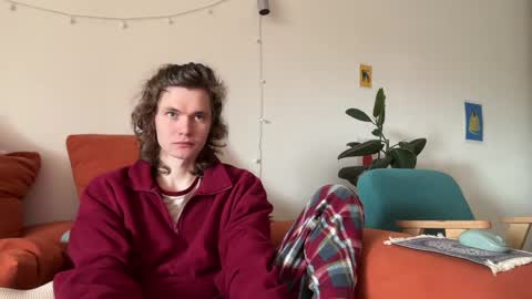 Di Alex online show from 05/01/26, 07:46