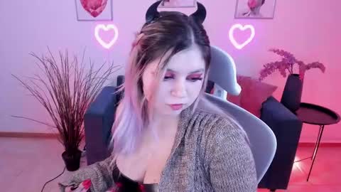 Dia online show from 02/11/25, 03:18