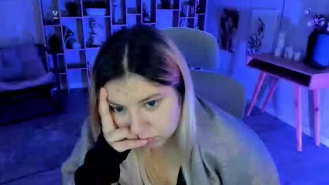 Dia online show from 10/10/25, 08:30