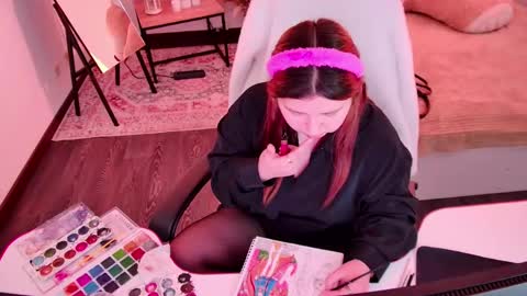 Snapshot of diaangell chatting on 04/21/26, 01:42 Dia online show from 04/21/26, 01:42