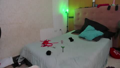 D I A B L A online show from 12/25/24, 12:05