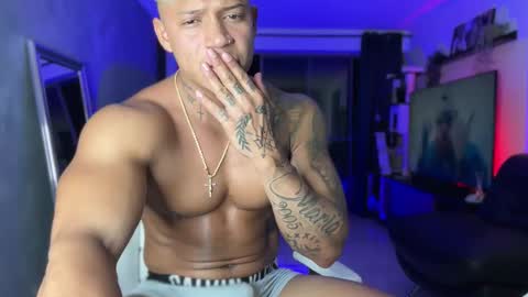 Diego online show from 10/23/25, 01:38