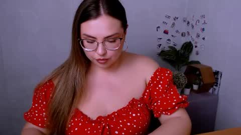 Snapshot of diamantkriss_ chatting on 04/08/26, 01:00 Kriss online show from 04/08/26, 01:00